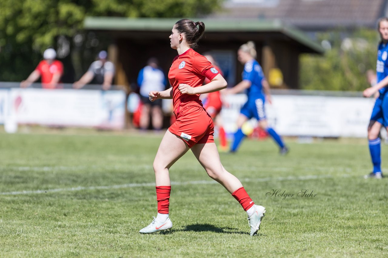 Bild 314 - F TSV Zarpen - Holstein Kiel II : Ergebnis: 2:6